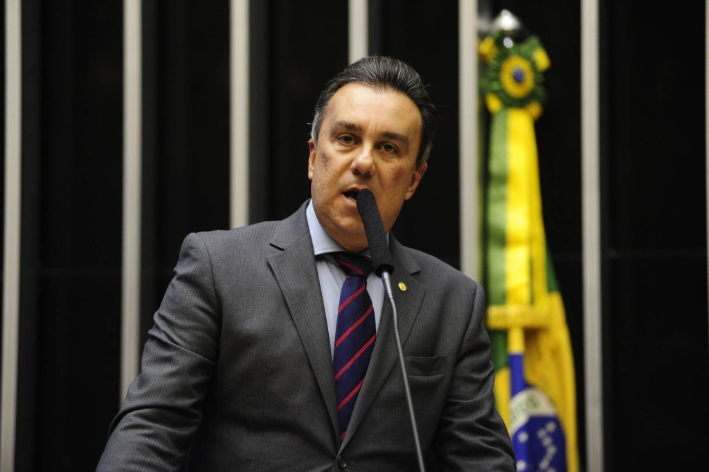 Ricardo Teobaldo defendeu inclusão dos cegonheiros de Pernambuco no transporte de veículos da Fiat/Jeep. Foto: Gustavo Lima/Câmara dos Deputados